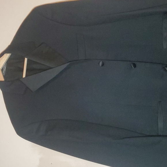 Arnold Brant Men's Black Tuxedo Jacket - Picture 3 of 6